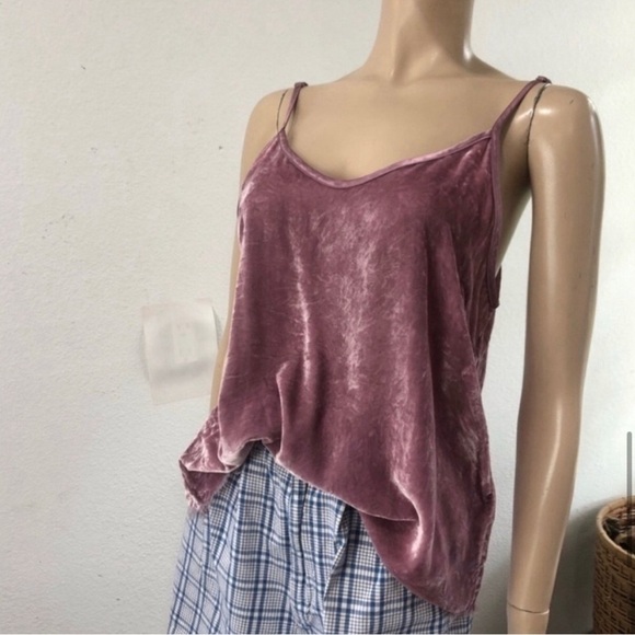 Pink Camisole Top with V-Neckline and Spaghetti Straps - Picture 13 of 15